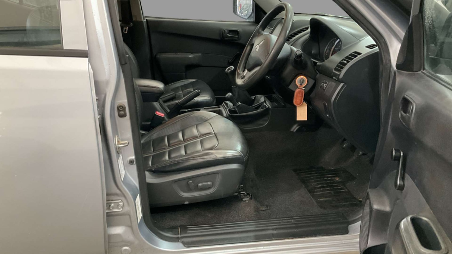 Used Mitsubishi L200 2015 for sale - 77676618: Photo 3