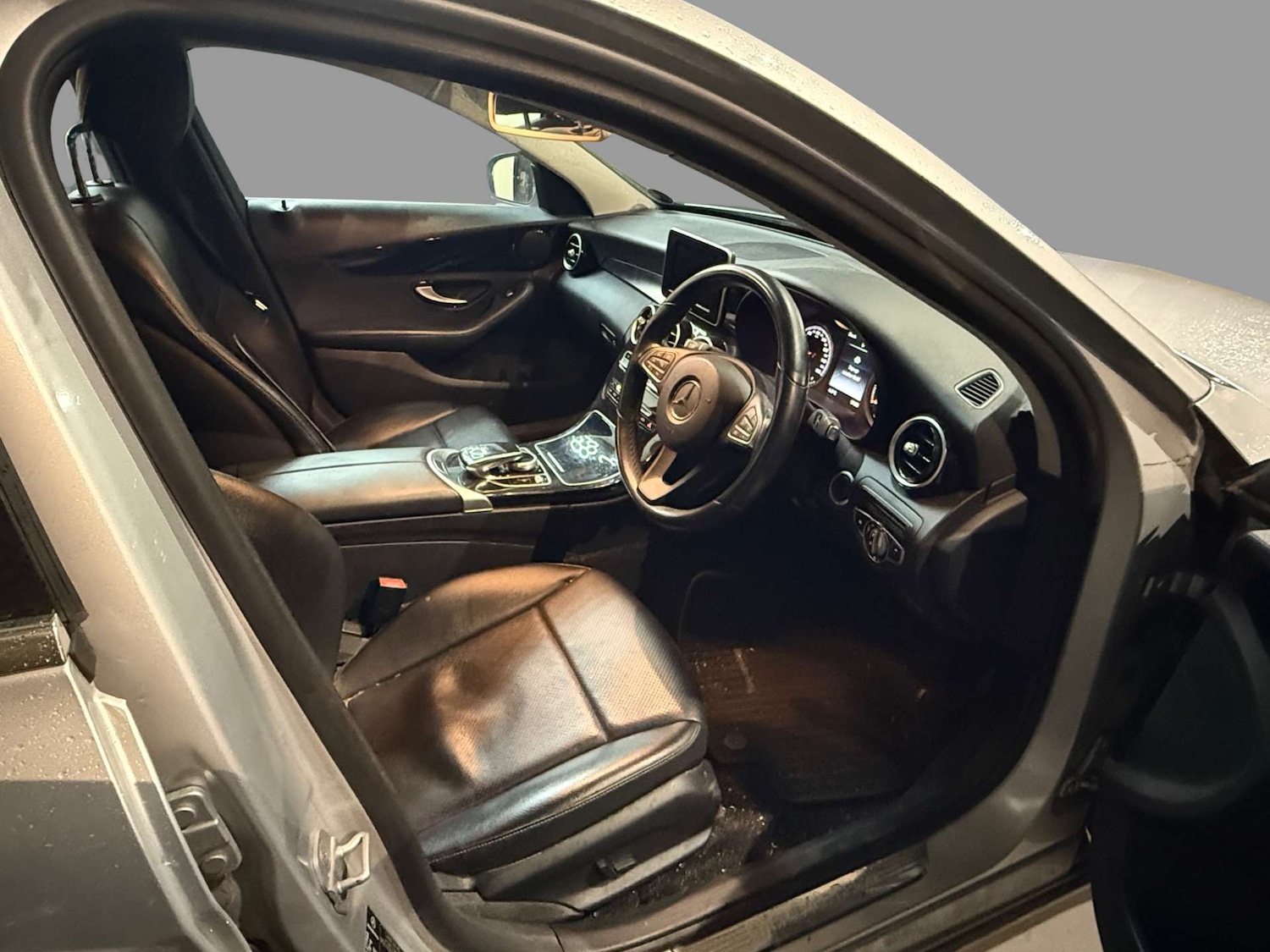 Used Mercedes-Benz C Class 2015 for sale - 77152842: Photo 5