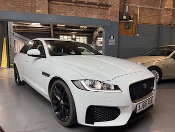 Used Jaguar XF 2016 for sale - 78510785: Photo