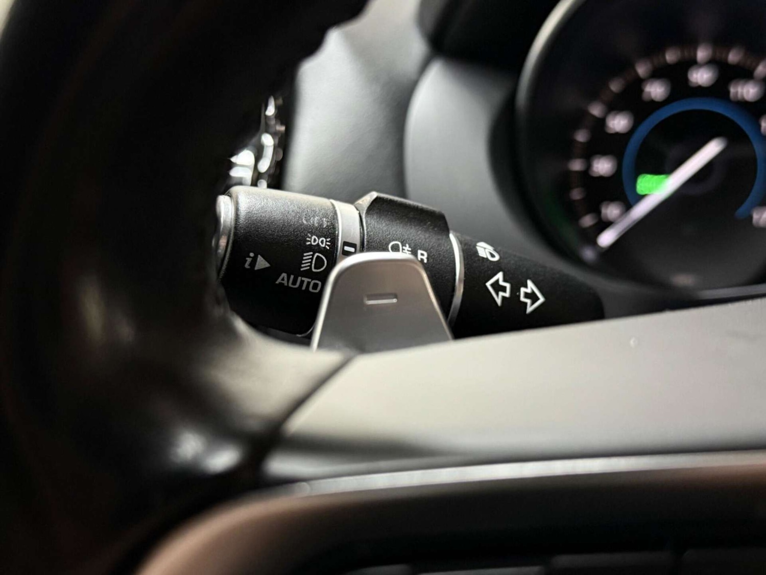 Used Jaguar XE 2018 for sale - 76181029: Photo 22