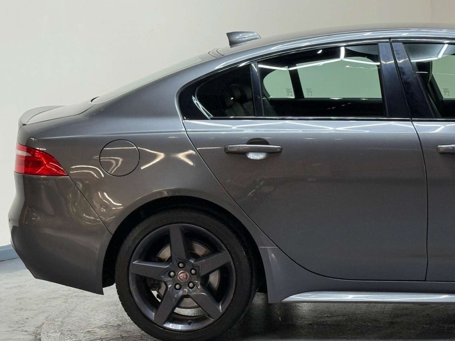 Used Jaguar XE 2018 for sale - 76181029: Photo 55