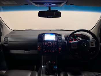 Used Nissan Navara 2011 for sale - 73318241: Photo