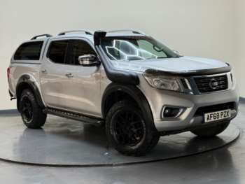 Used Nissan Navara 2018 for sale - 74852133: Photo