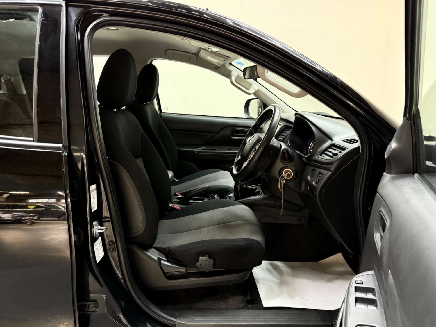 Used Mitsubishi L200 2020 for sale - 76180993: Photo 15