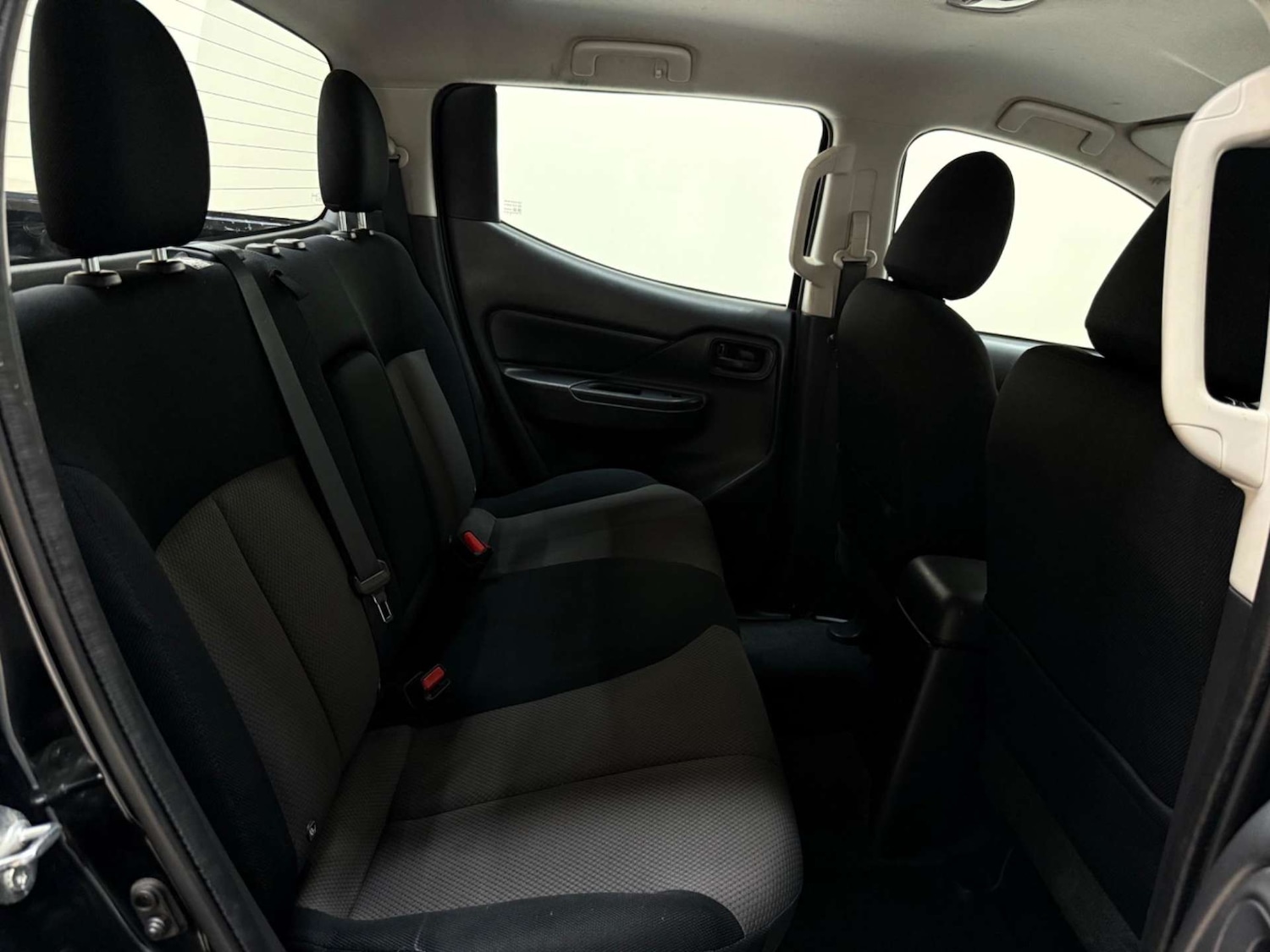 Used Mitsubishi L200 2020 for sale - 76180993: Photo 27