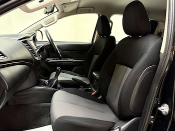 Used Mitsubishi L200 2020 for sale - 76180993: Photo