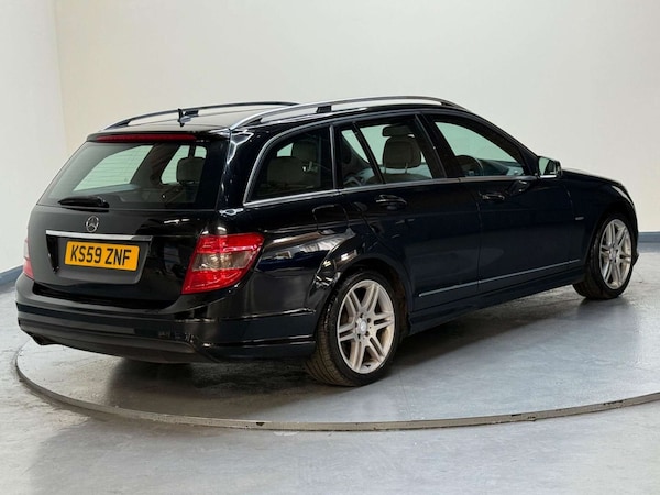 Used Mercedes-Benz C Class 2010 for sale - 76180995: Photo 26