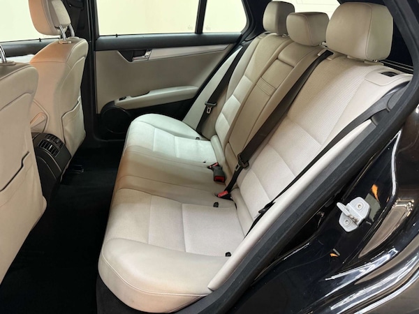 Used Mercedes-Benz C Class 2010 for sale - 76180995: Photo 32