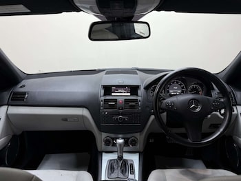 Used Mercedes-Benz C Class 2010 for sale - 76180995: Photo 3