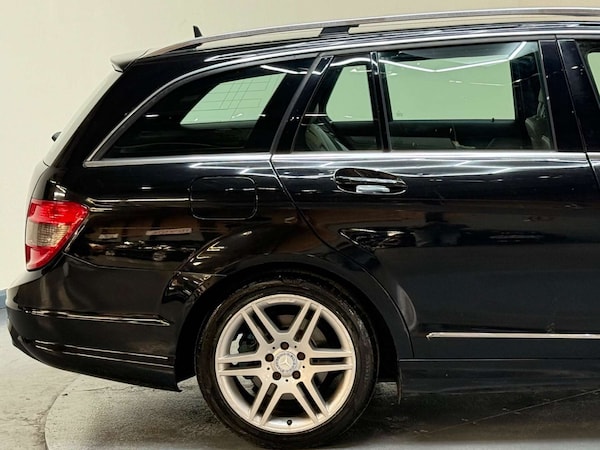 Used Mercedes-Benz C Class 2010 for sale - 76180995: Photo 42