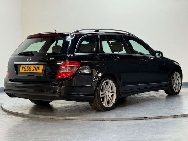 Used Mercedes-Benz C Class 2010 for sale - 76180995: Photo 60