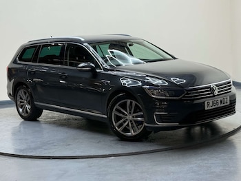 Volkswagen - Passat