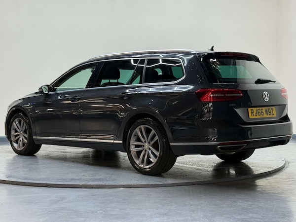 Used Volkswagen Passat 2016 for sale - 76263541: Photo 30