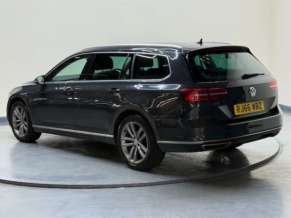 Used Volkswagen Passat 2016 for sale - 76263541: Photo 42