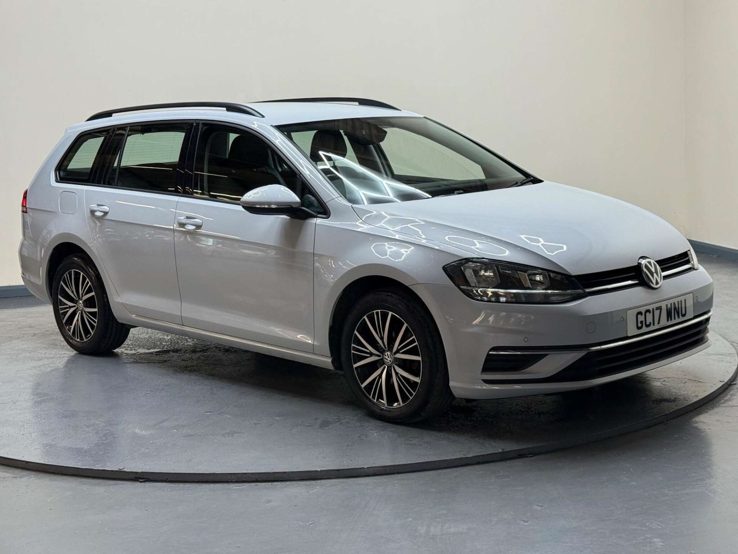 Used Volkswagen Golf 2017 for sale - 76181037: Photo 13