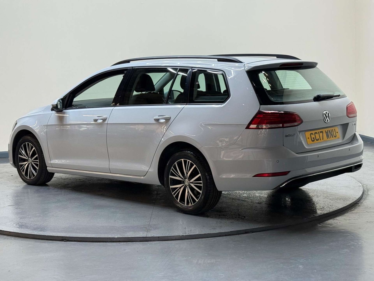 Used Volkswagen Golf 2017 for sale - 76181037: Photo 46