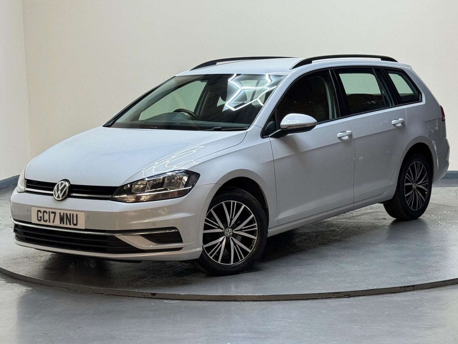 Used Volkswagen Golf 2017 for sale - 76181037: Photo 49