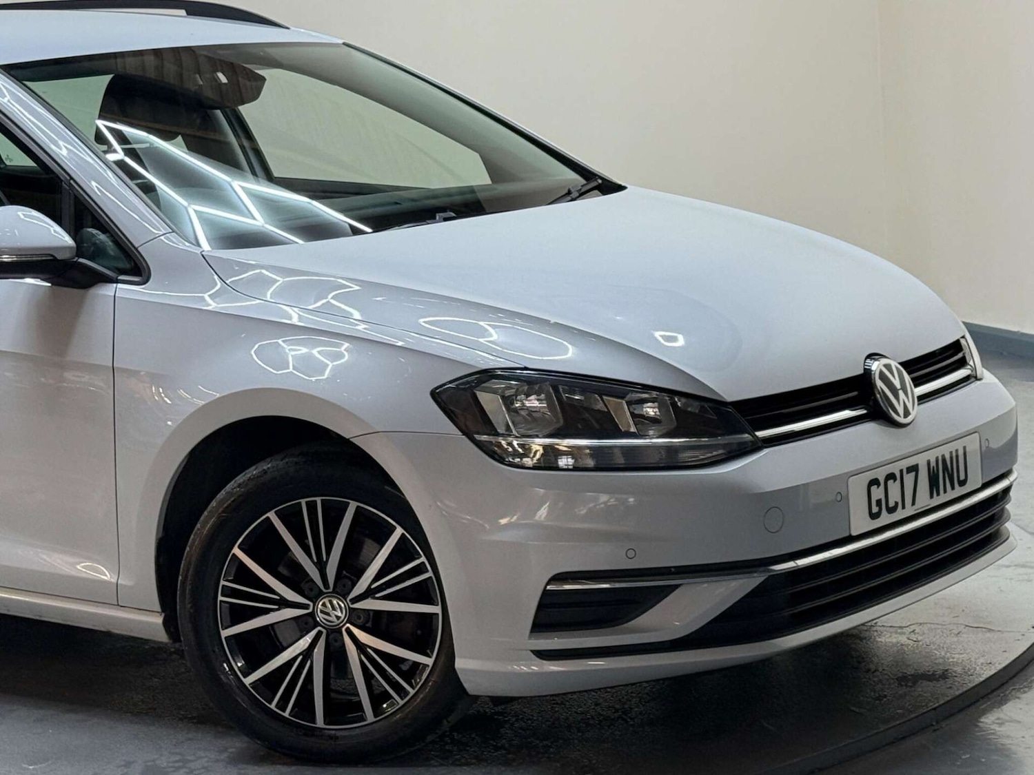 Used Volkswagen Golf 2017 for sale - 76181037: Photo 51