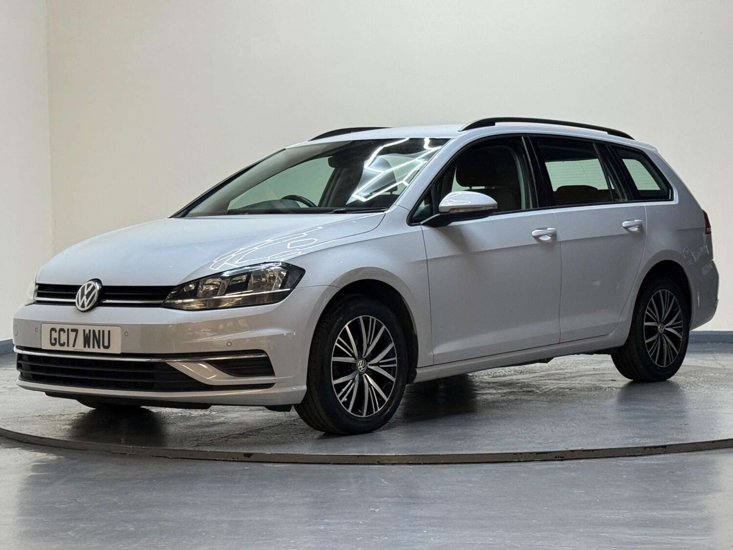 Used Volkswagen Golf 2017 for sale - 76181037: Photo 57