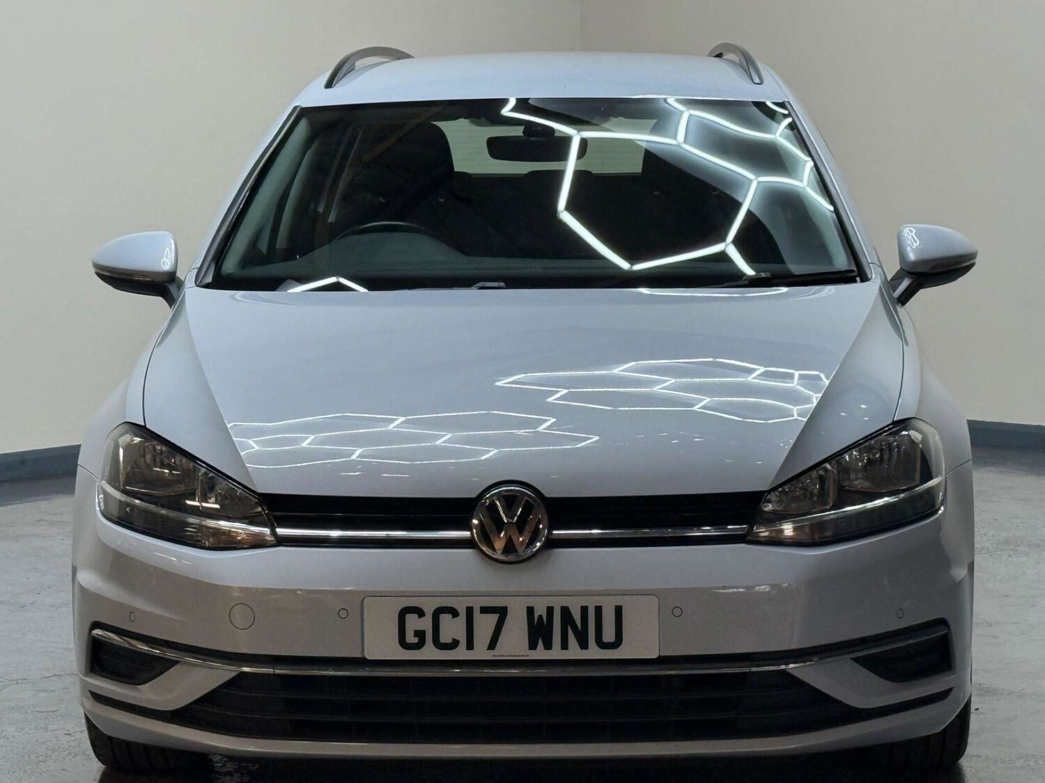 Used Volkswagen Golf 2017 for sale - 76181037: Photo 59