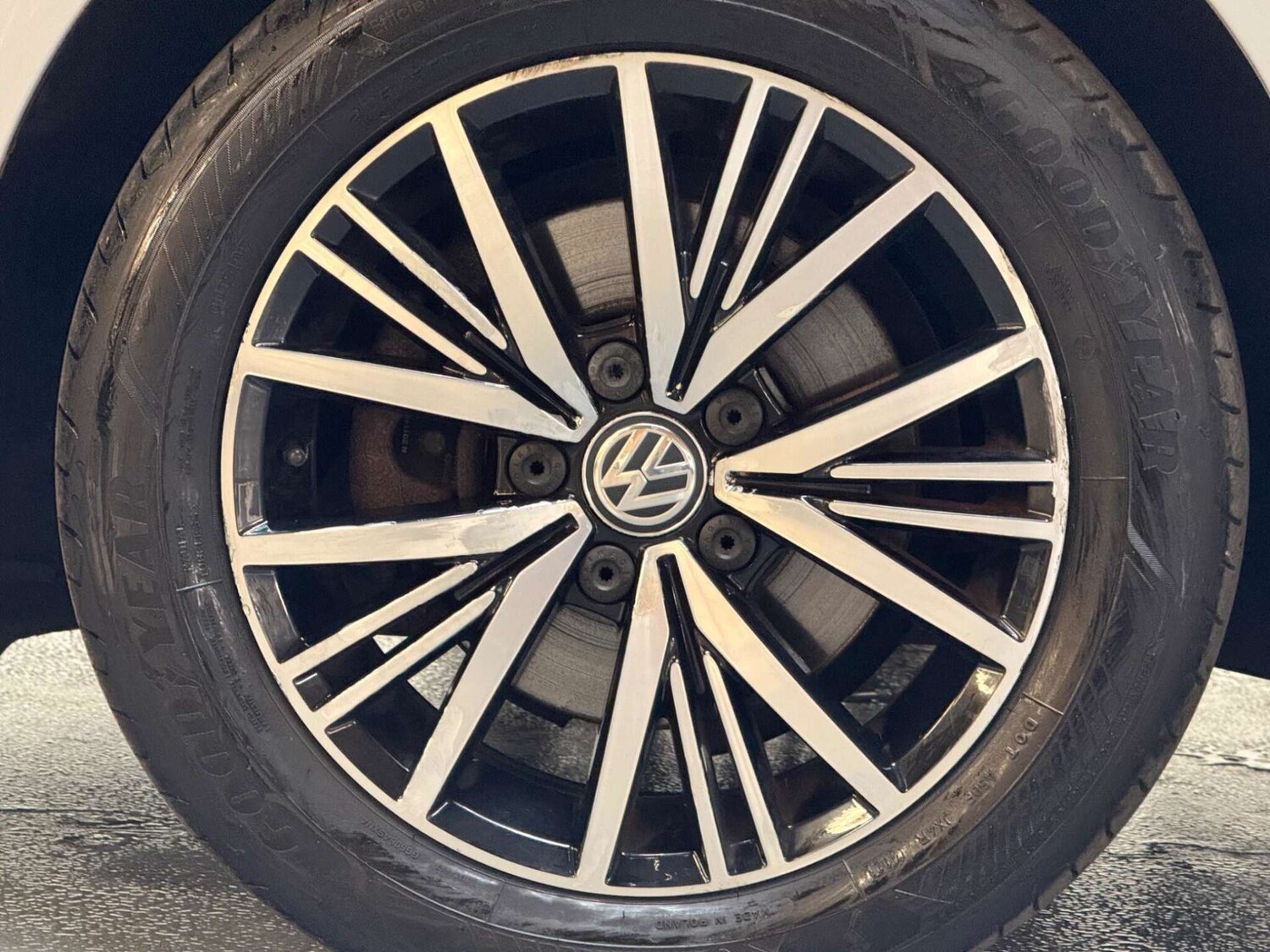 Used Volkswagen Golf 2017 for sale - 76181037: Photo 63