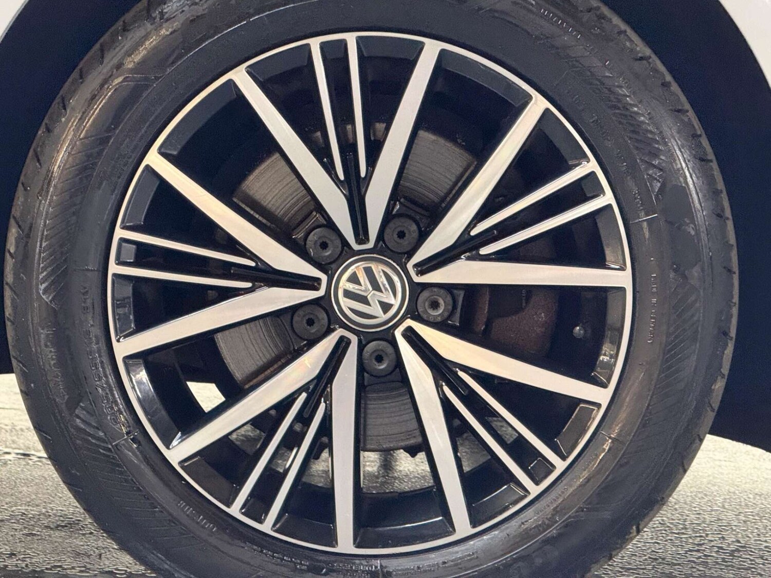 Used Volkswagen Golf 2017 for sale - 76181037: Photo 65