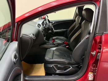 Used SEAT Leon 2011 for sale - 78011103: Photo