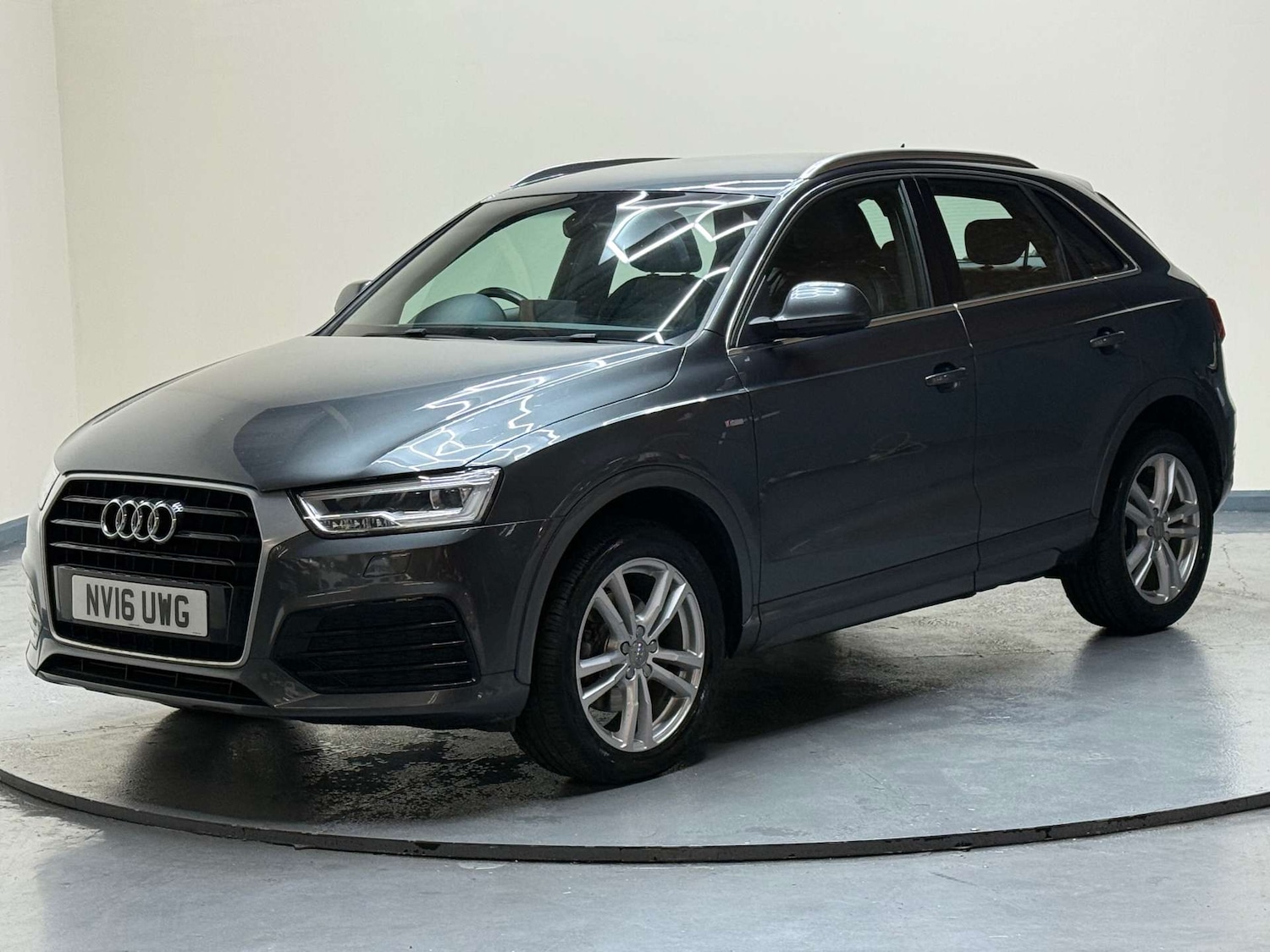 Used Audi Q3 2016 for sale - 76363707: Photo 37