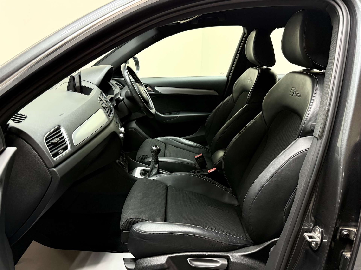 Used Audi Q3 2016 for sale - 76363707: Photo 4