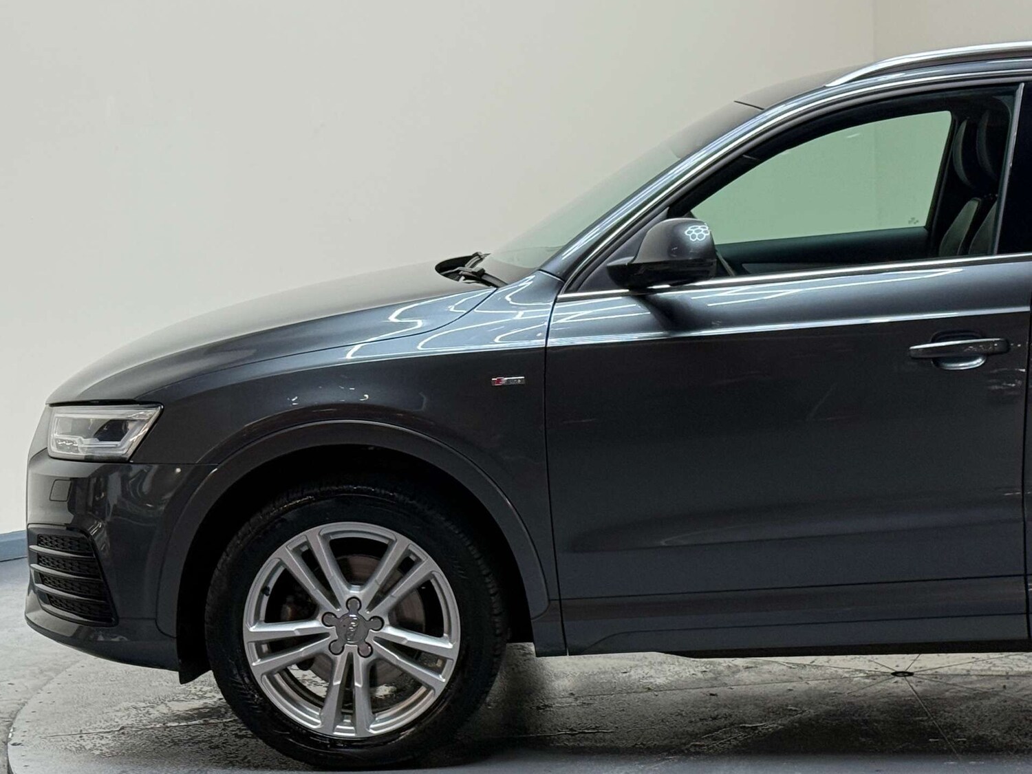 Used Audi Q3 2016 for sale - 76363707: Photo 45