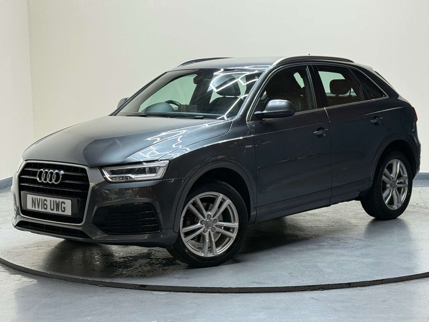 Used Audi Q3 2016 for sale - 76363707: Photo 47