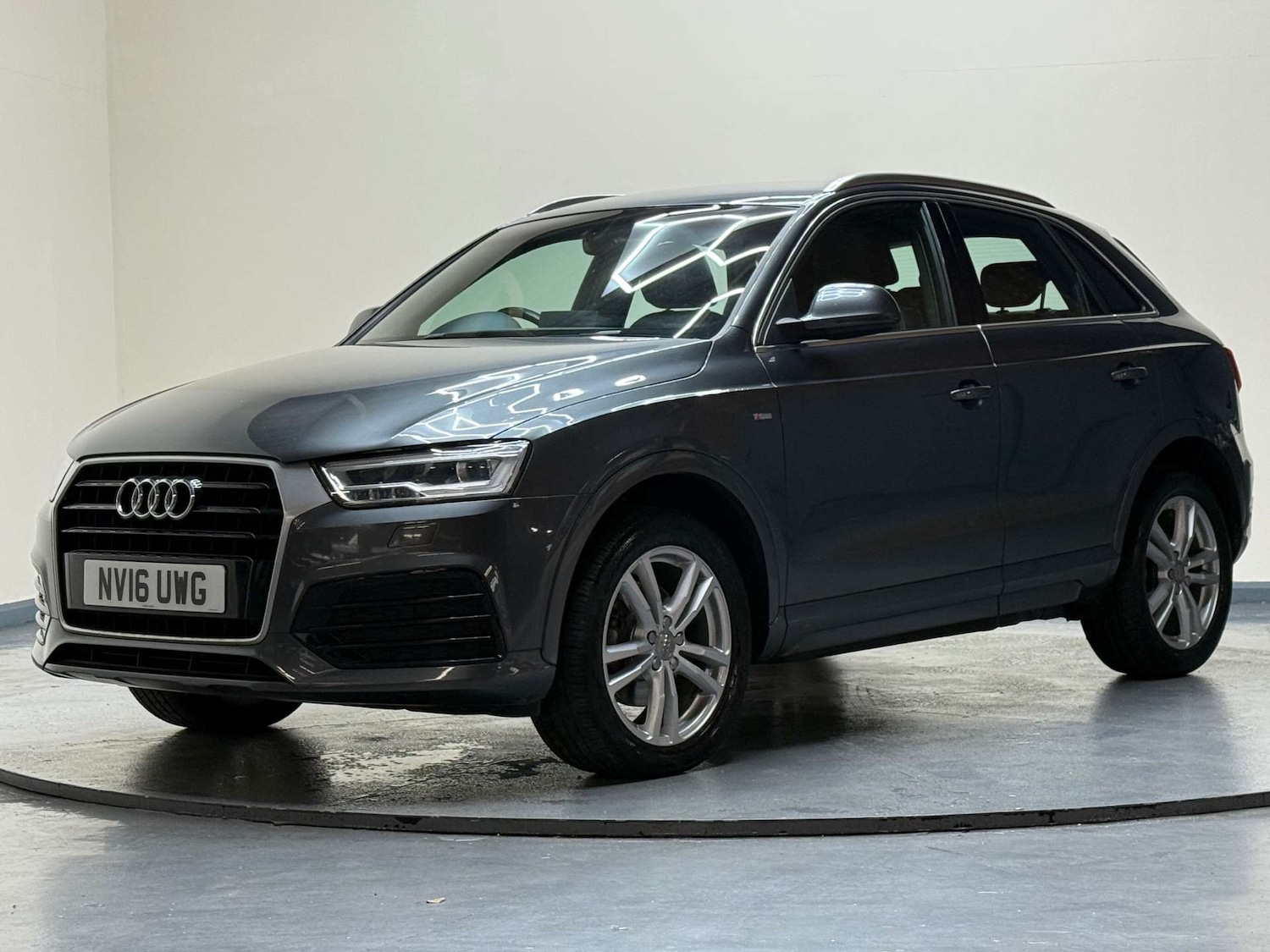 Used Audi Q3 2016 for sale - 76363707: Photo 50