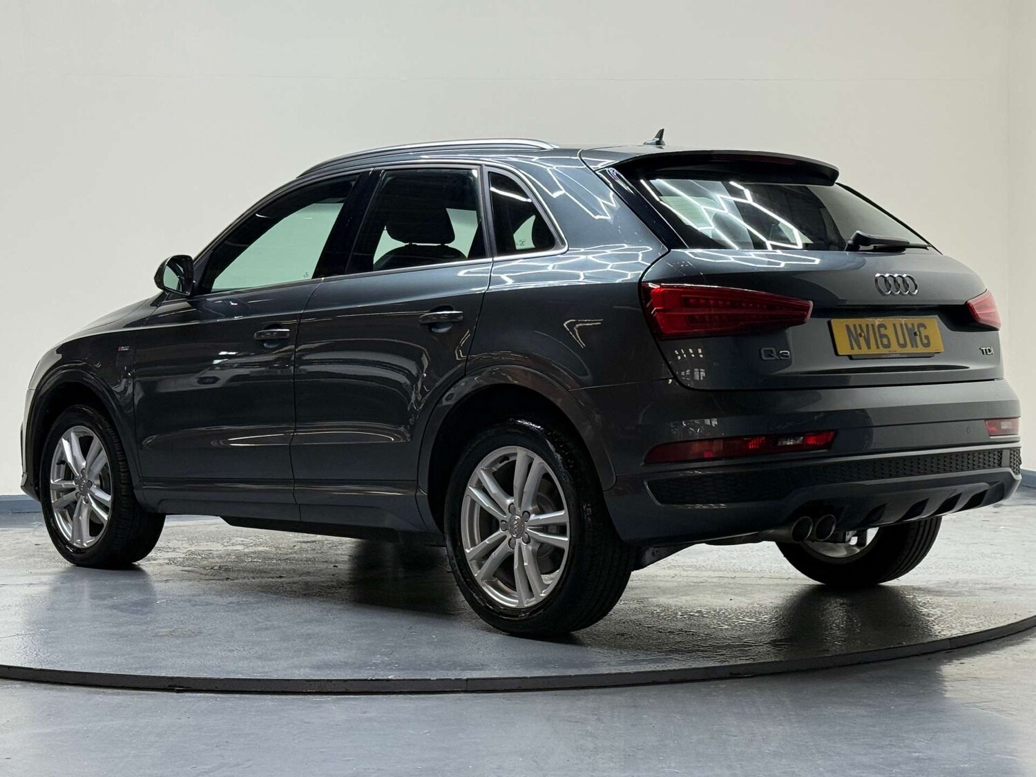 Used Audi Q3 2016 for sale - 76363707: Photo 52