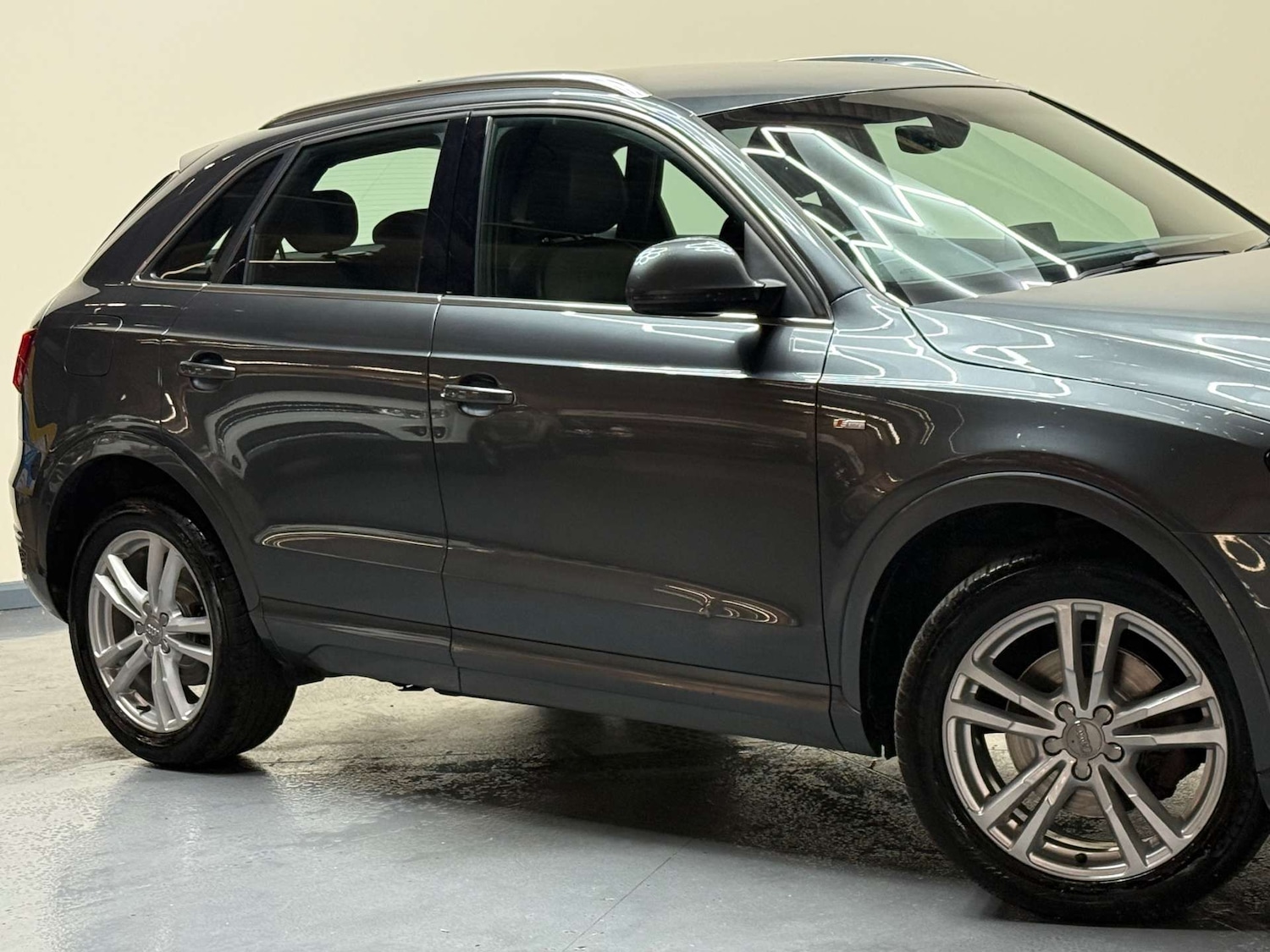 Used Audi Q3 2016 for sale - 76363707: Photo 55