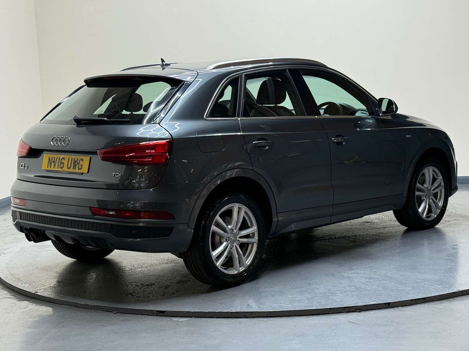 Used Audi Q3 2016 for sale - 76363707: Photo 6