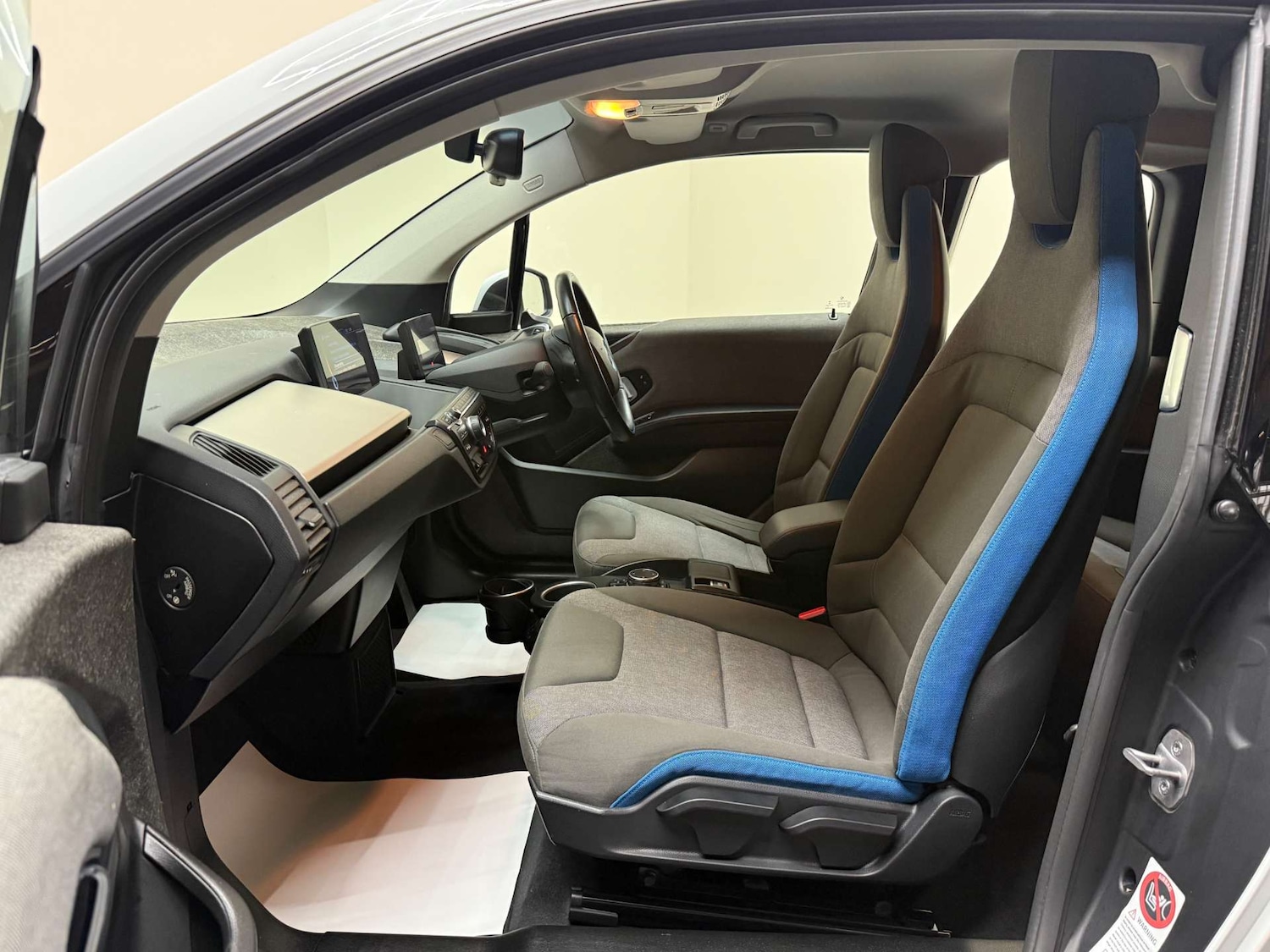 Used BMW i3 2015 for sale - 76393352: Photo 31