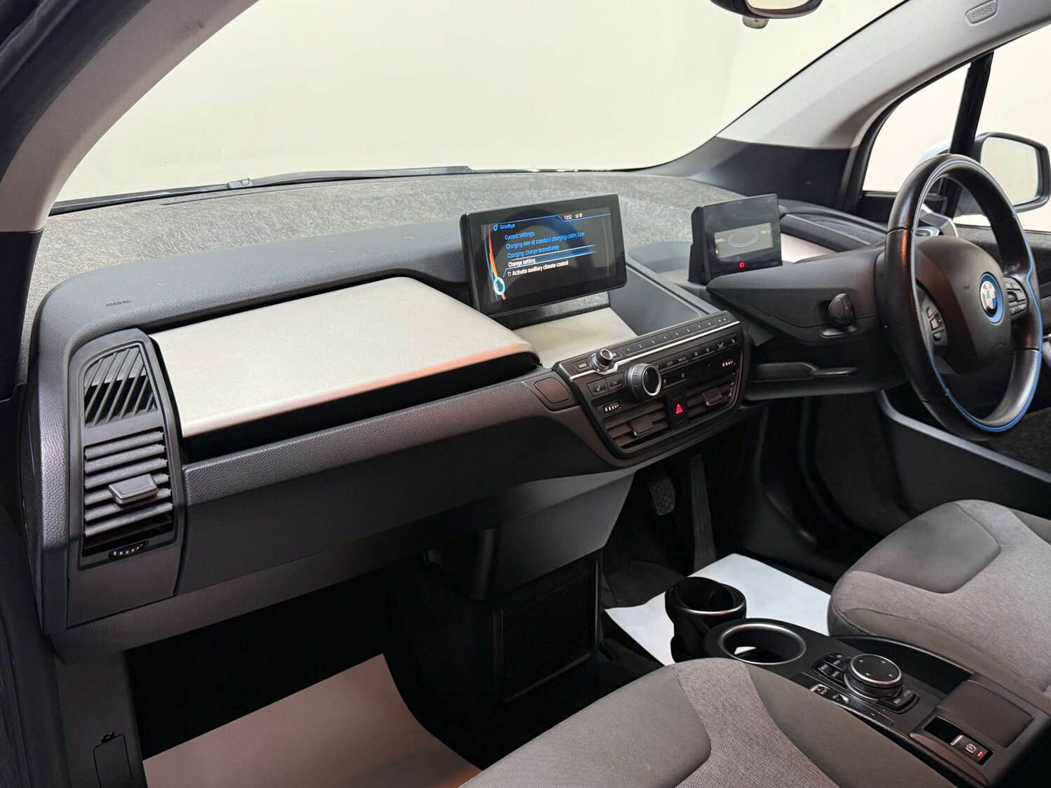 Used BMW i3 2015 for sale - 76393352: Photo 33