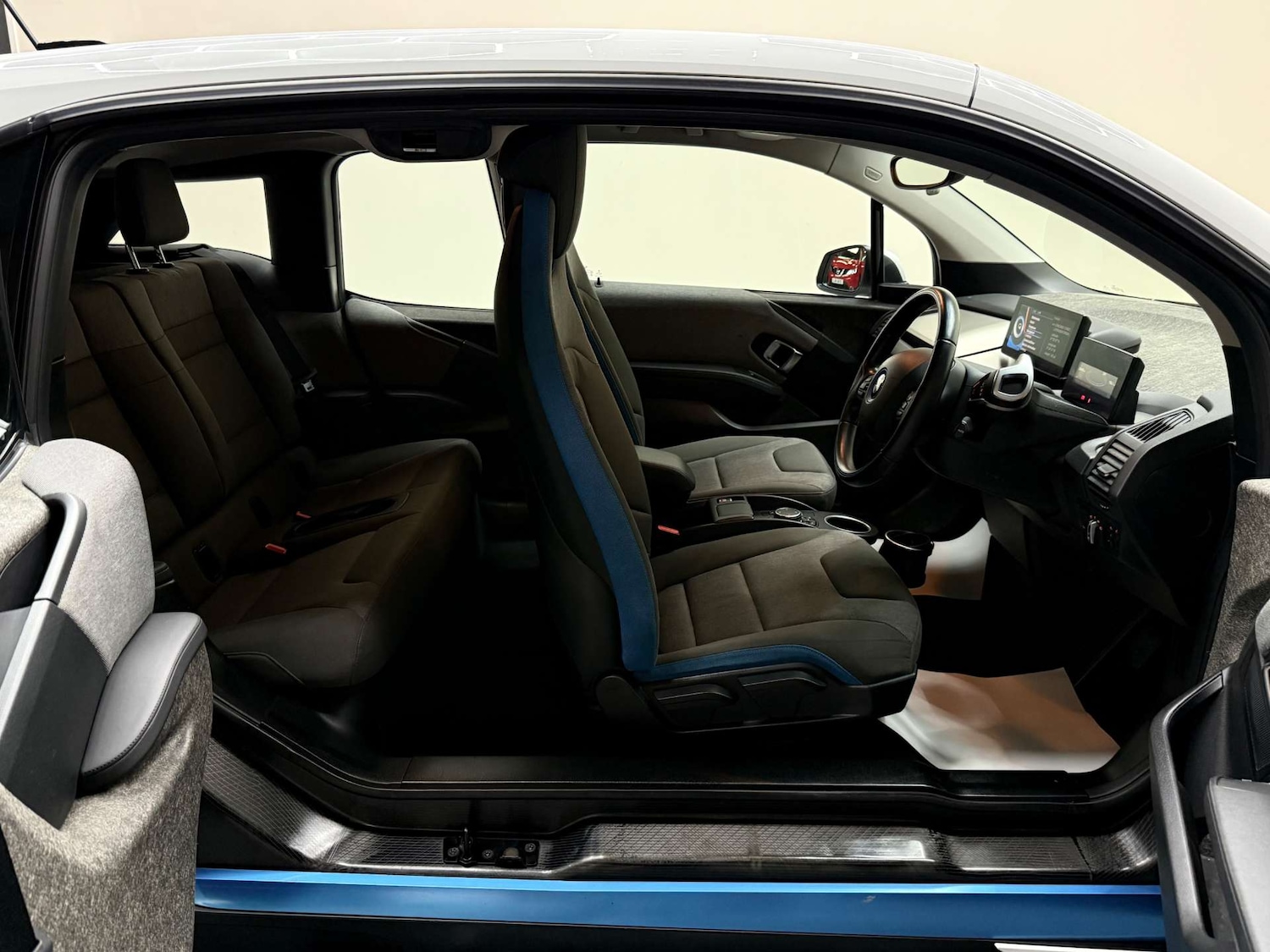 Used BMW i3 2015 for sale - 76393352: Photo 36