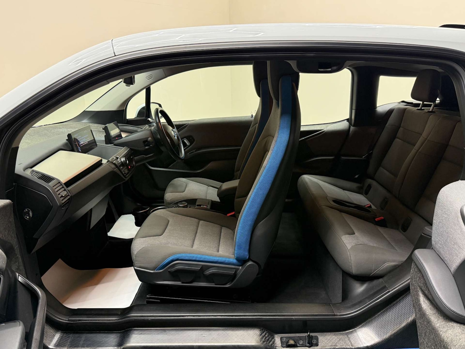 Used BMW i3 2015 for sale - 76393352: Photo 37