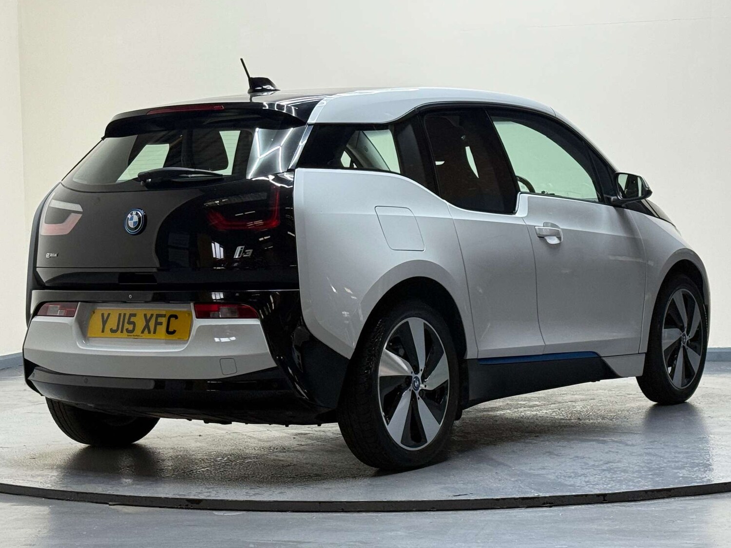 Used BMW i3 2015 for sale - 76393352: Photo 41