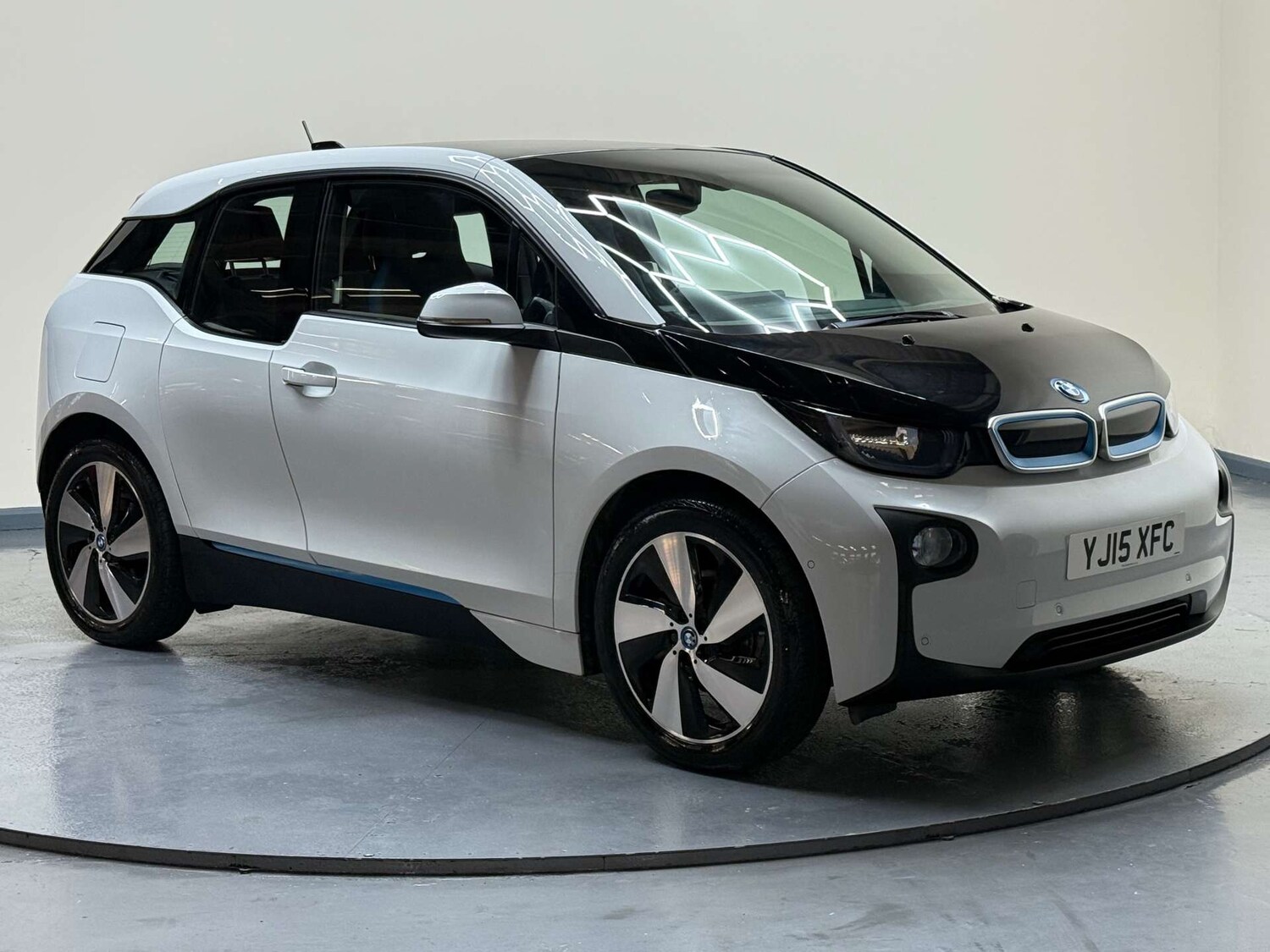 Used BMW i3 2015 for sale - 76393352: Photo 44