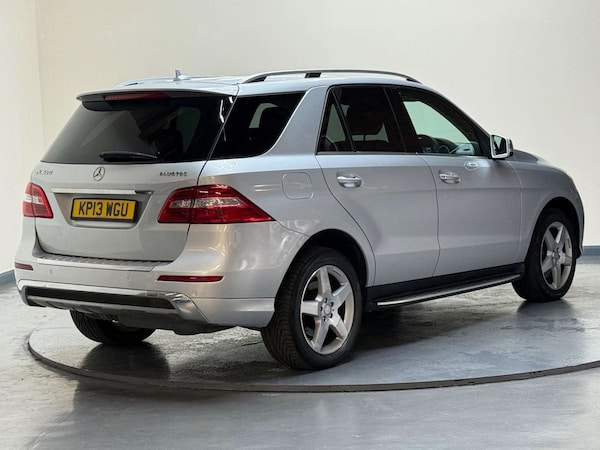 Used Mercedes-Benz M-Class 2013 for sale - 76180960: Photo 6