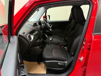 Used Jeep Renegade 2016 for sale - 77523154: Photo