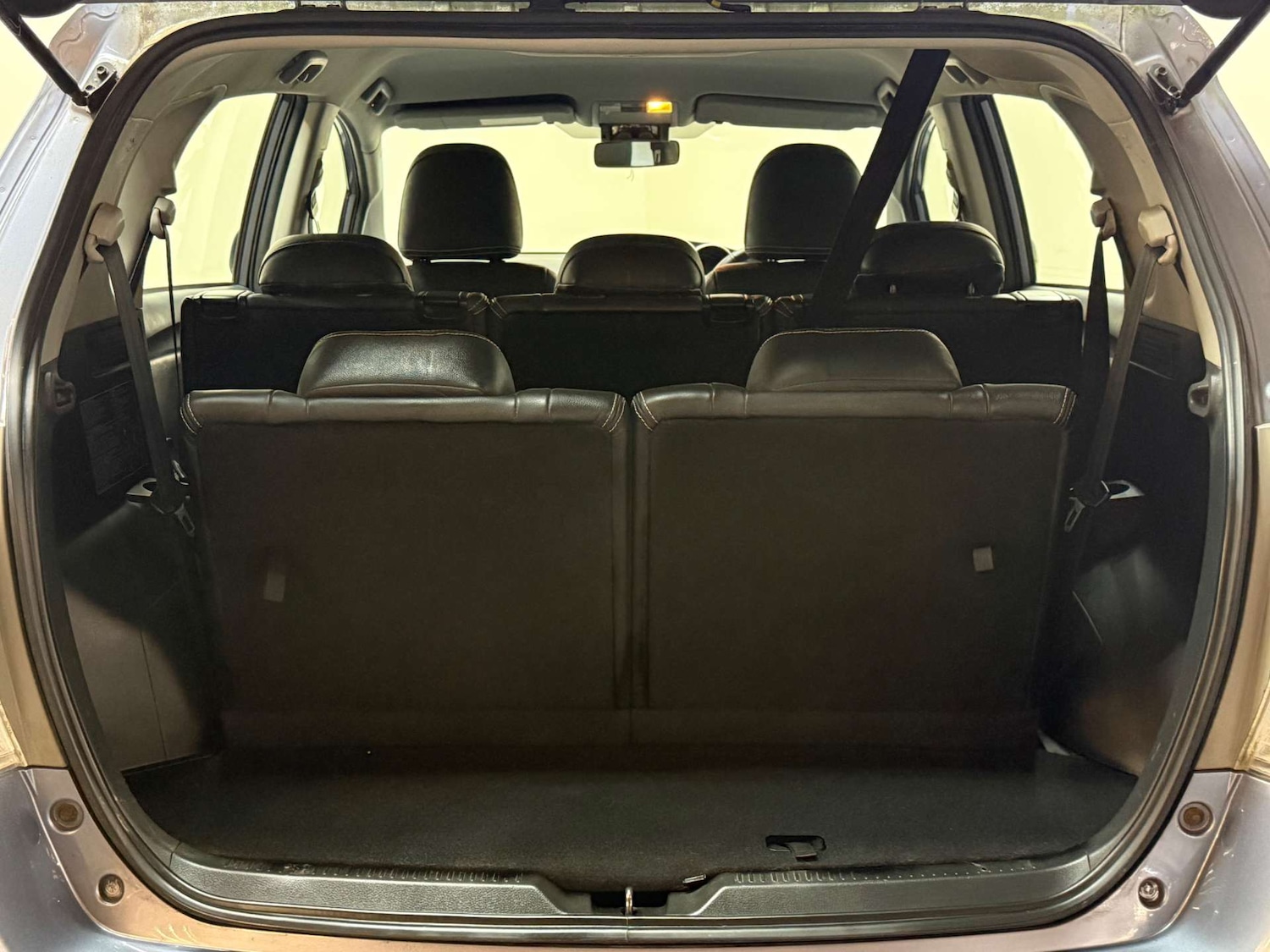 Used Toyota Verso 2009 for sale - 76739865: Photo 10