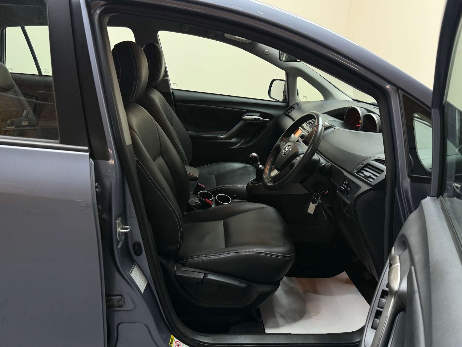 Used Toyota Verso 2009 for sale - 76739865: Photo 14