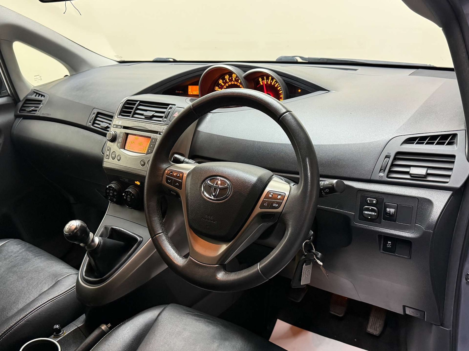 Used Toyota Verso 2009 for sale - 76739865: Photo 15