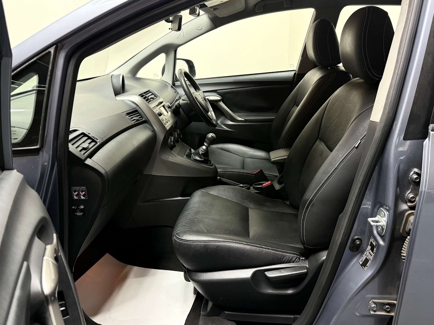 Used Toyota Verso 2009 for sale - 76739865: Photo 4