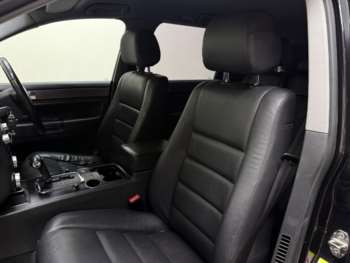 Used Volkswagen Touareg 2009 for sale - 74861740: Photo