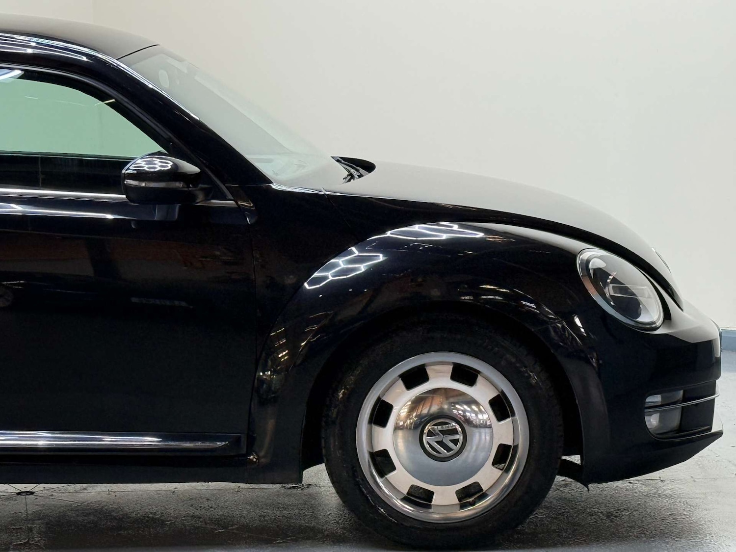 Used Volkswagen Beetle 2012 for sale - 76961784: Photo 36