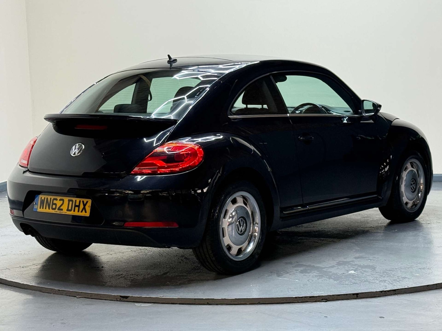 Used Volkswagen Beetle 2012 for sale - 76961784: Photo 38